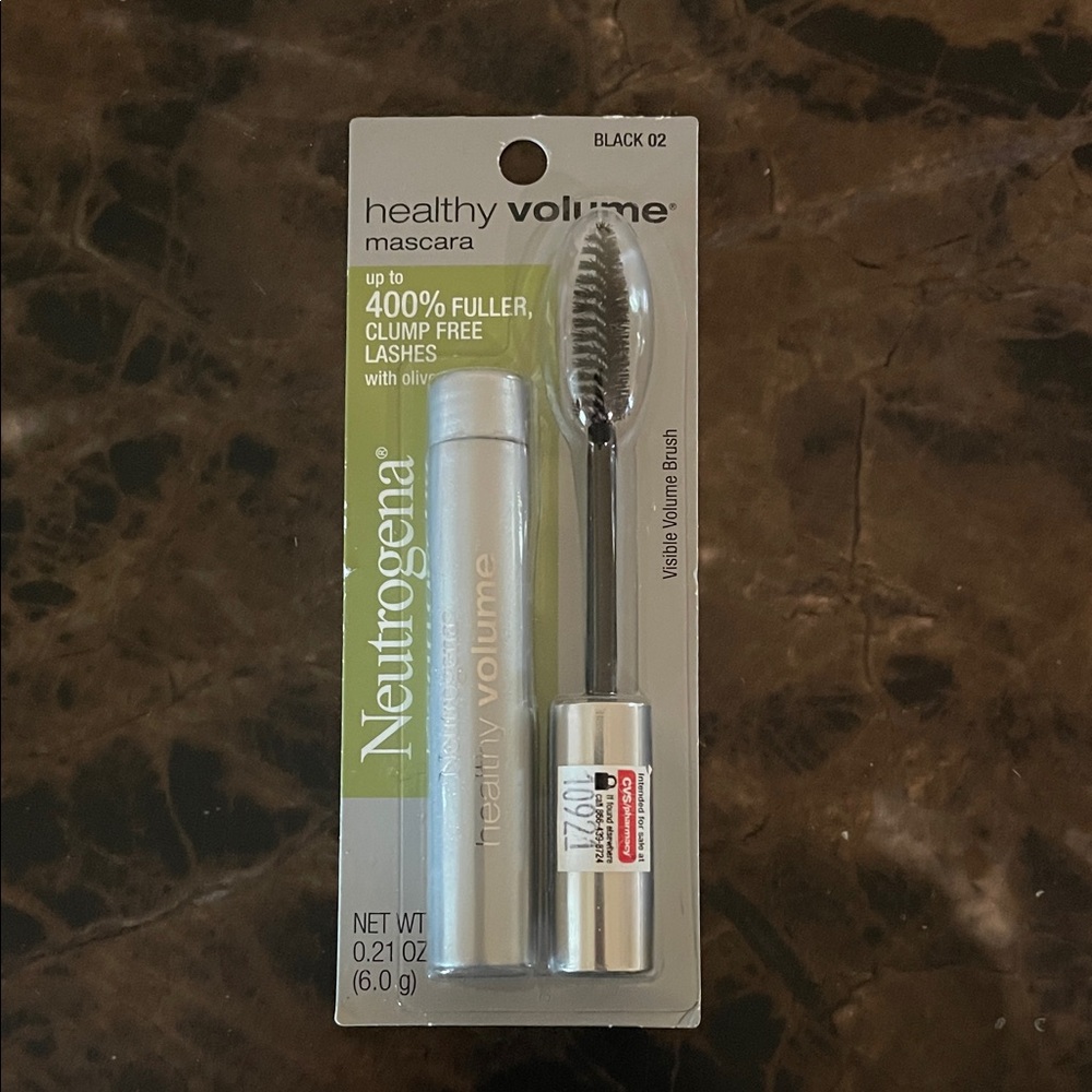 Neutrogena Healthy Volume Mascara - Black and Silver